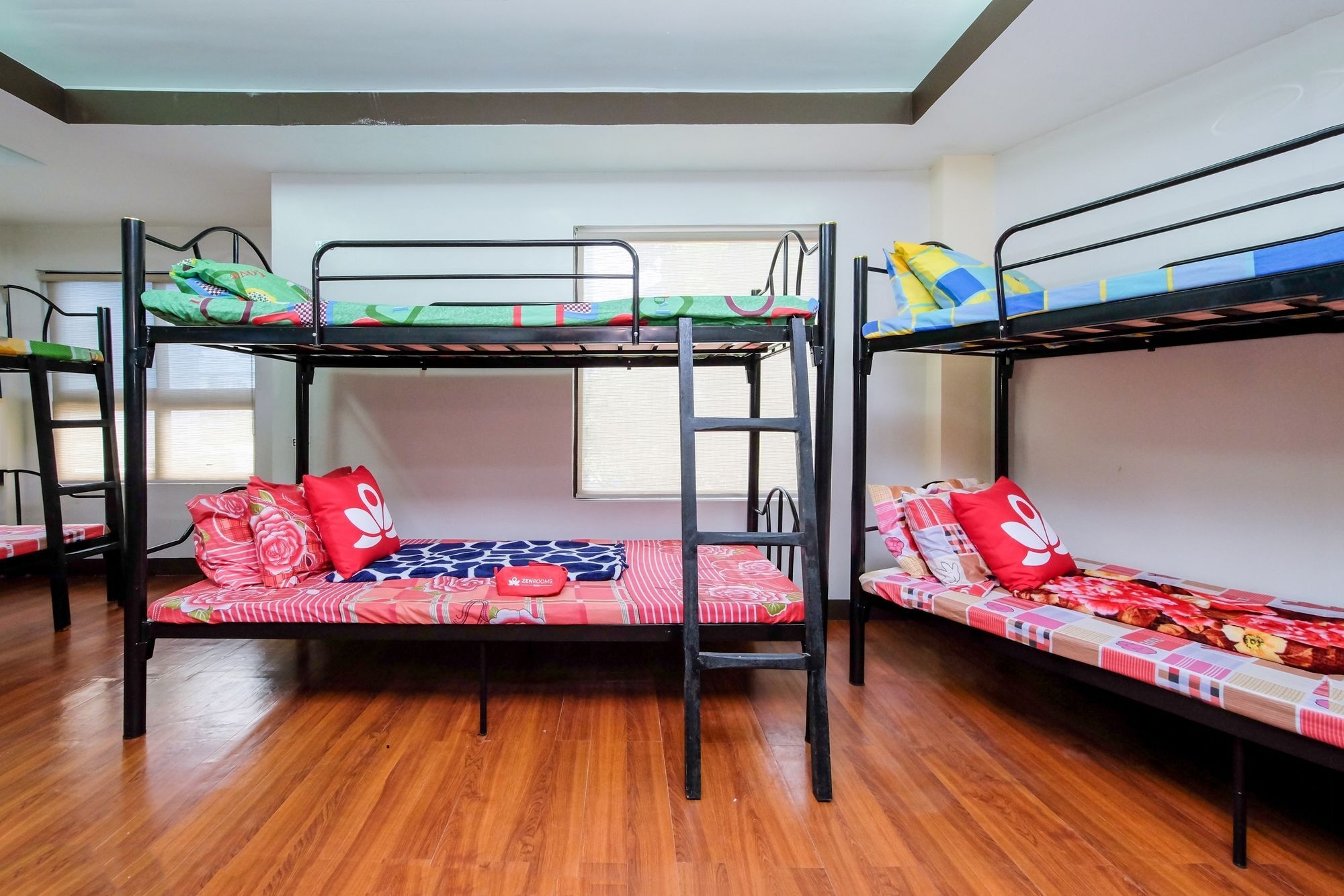 Zen Hostel Quirino Ave. Malate 마닐라 외부 사진