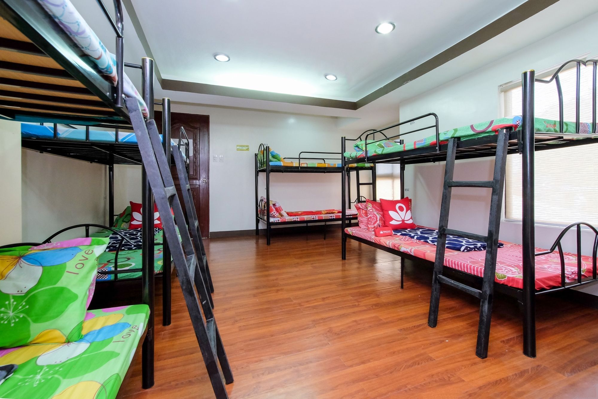 Zen Hostel Quirino Ave. Malate 마닐라 외부 사진